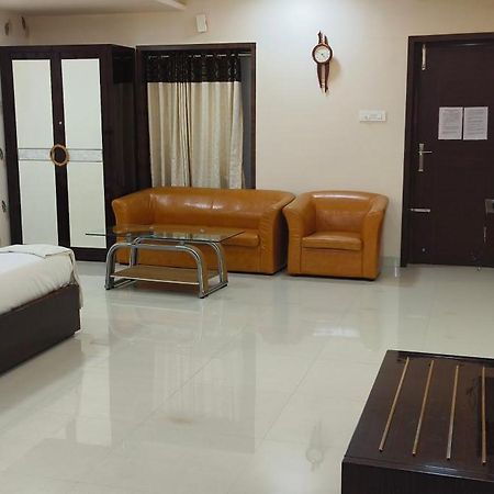 Ananya'S Nana Nani Homes Phase 3 Coimbatore Esterno foto